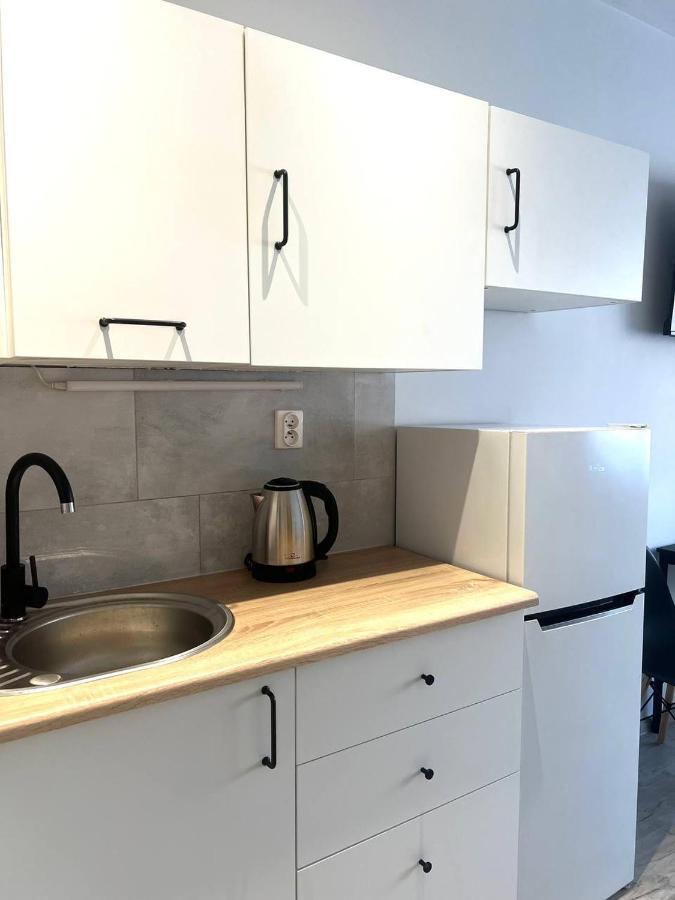 Apartment Solidarnosci, Metro, Wi-Fi, Tv, Youtube - By Hik Apartments Varsó Kültér fotó